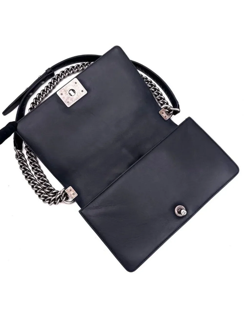 Chanel Boy Quilted Chain Shoulder Navy Lambskin